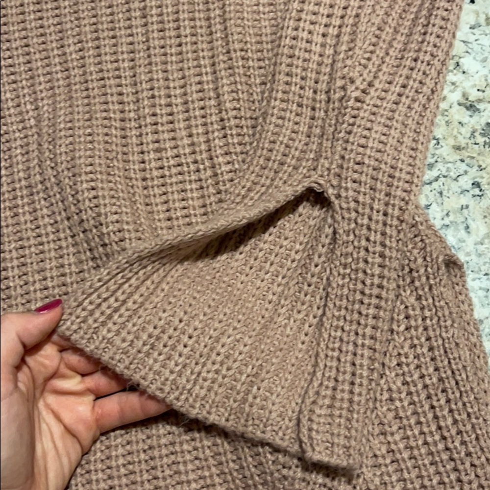 Sweater - Picture 3 of 6